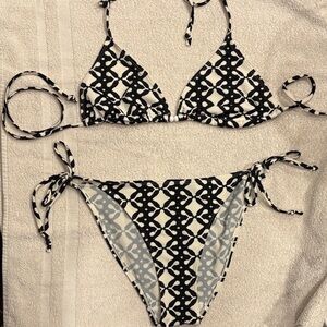 Black and White Bikini Set